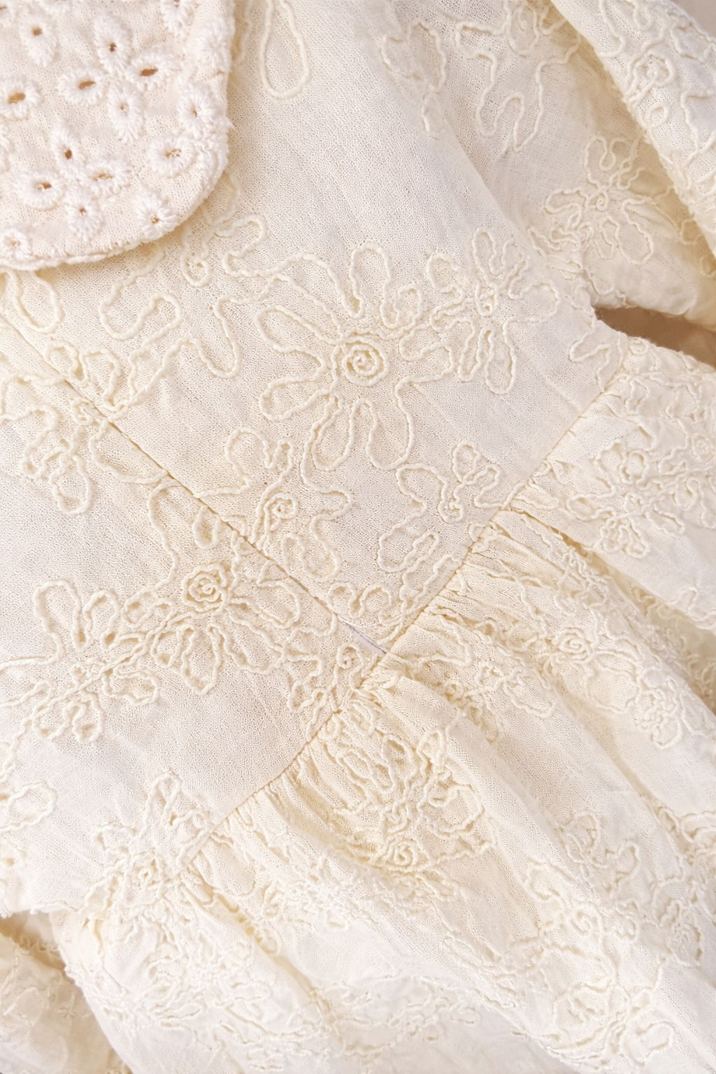 Rochița Elegantă cu Guler Brodat - Ivory