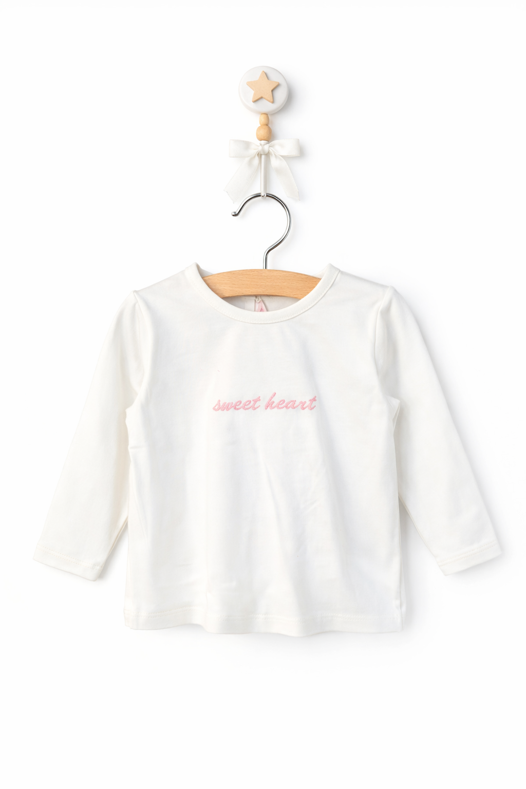 Set 3 piese fetite – pantaloni cu inimioare, bluză „Sweet Heart” si vestă pufoasă 3-9 luni