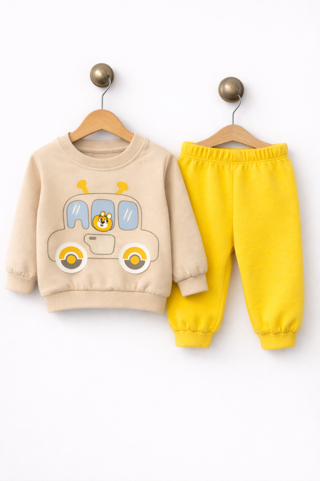 A. Set Trening Băieți Mașinuță – Crem / Galben 2ani -6 ani