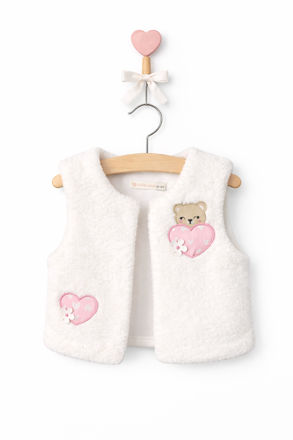 Set 3 piese fetite – pantaloni cu inimioare, bluză „Sweet Heart” si vestă pufoasă 3-9 luni