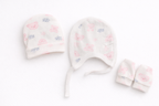 Set 5 Piese Nou Nascuti - Bluzita, Pantaloni, Manusi, Caciulita, Bavetica 50 cm - 62 cm